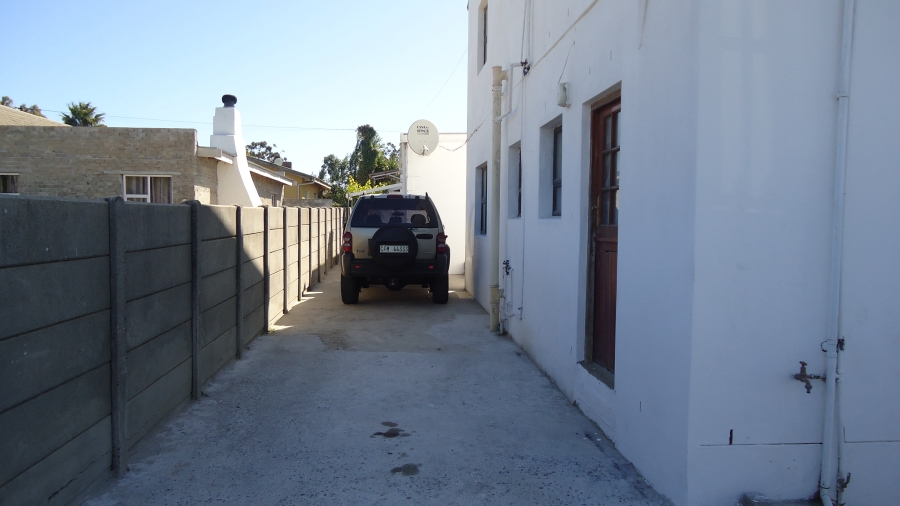 10 Bedroom Property for Sale in Croydon Western Cape